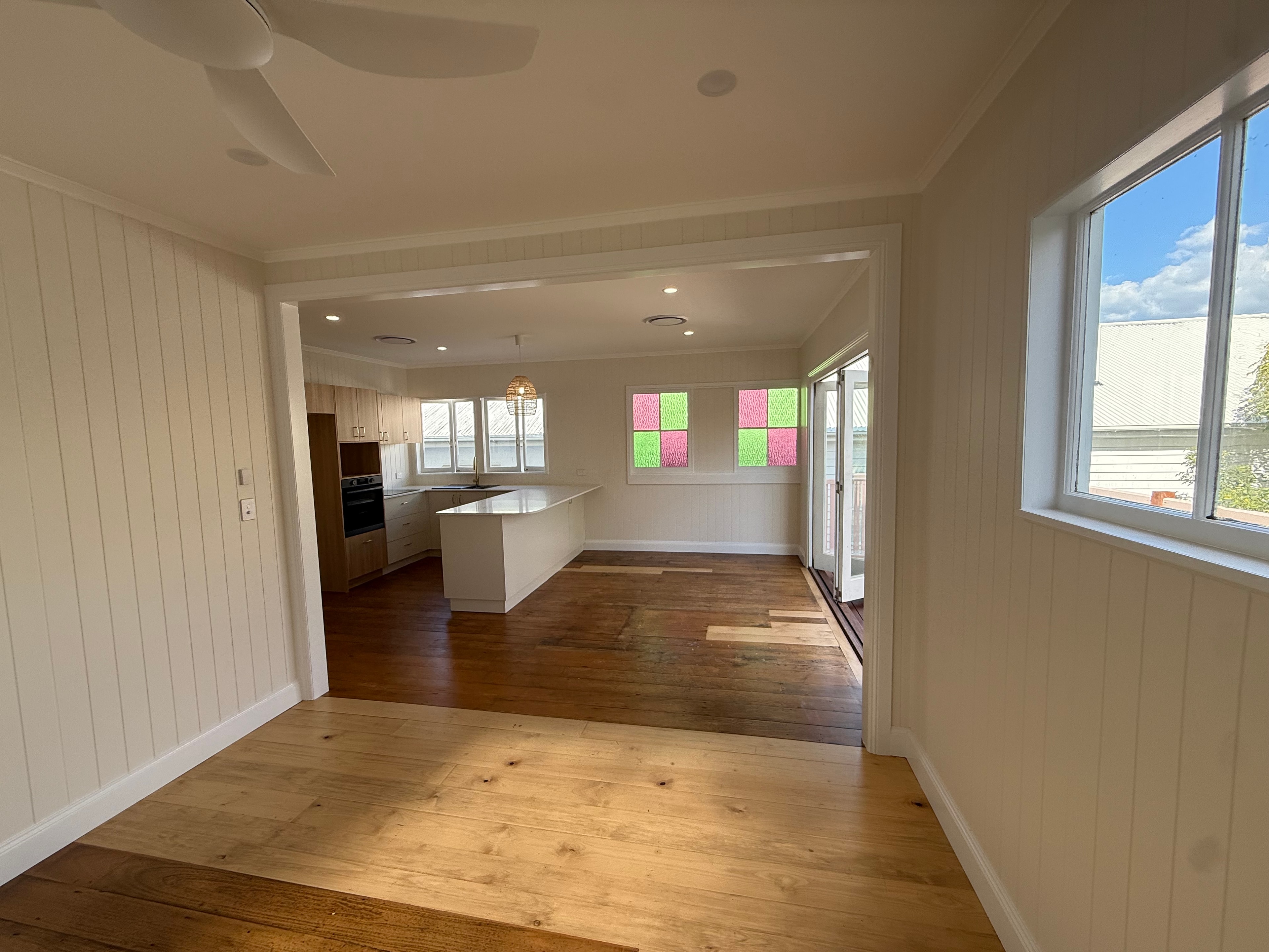 Queenslander Open-Plan Living